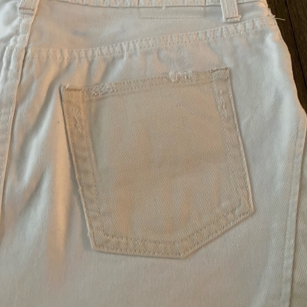 Free People Ivory Denim Mini Skirt. Sz 28 - Picture 9 of 13